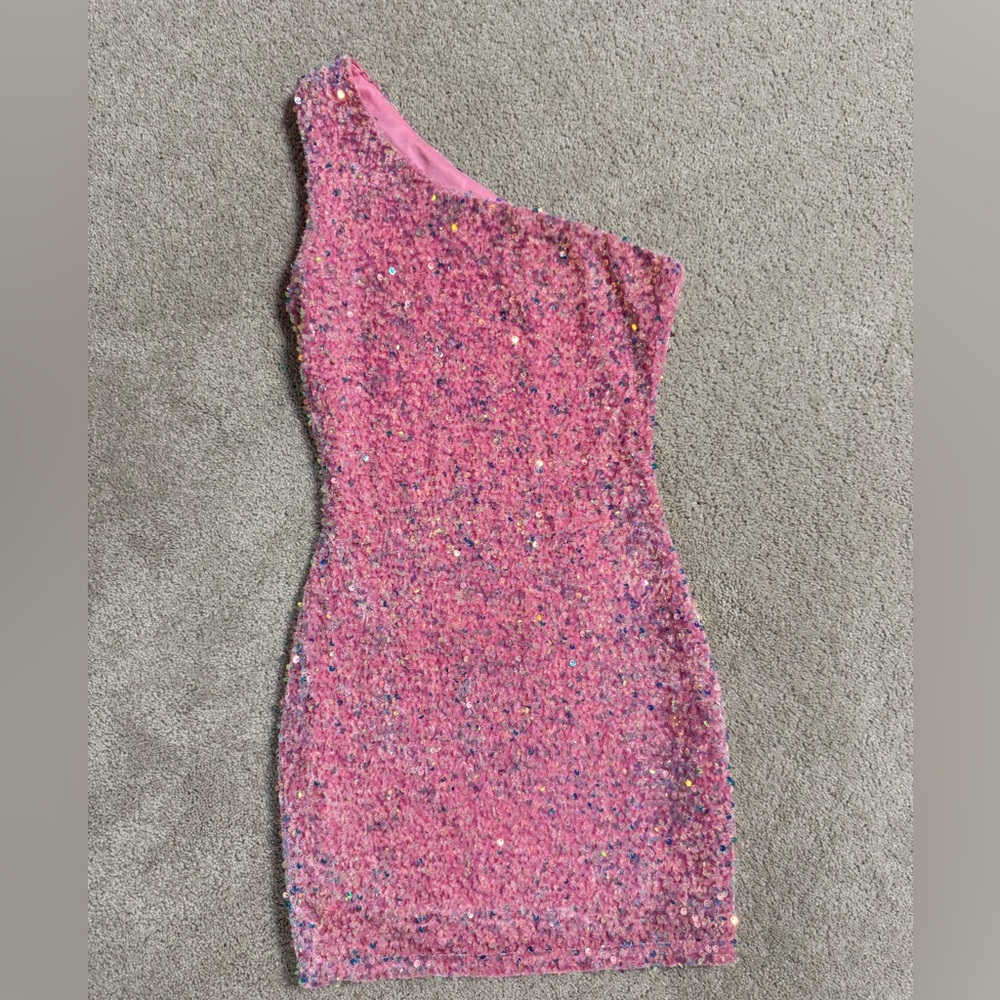 One shoulder mini dress